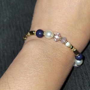 Chic Gold and Blue Beaded Bracelet